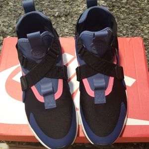 Nike Hurrache City